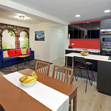 Megaleon Apartment Segovia