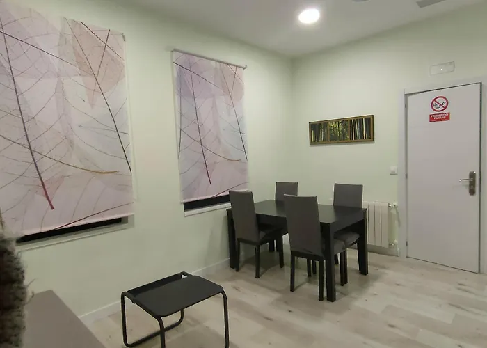 Megaleon Appartement *