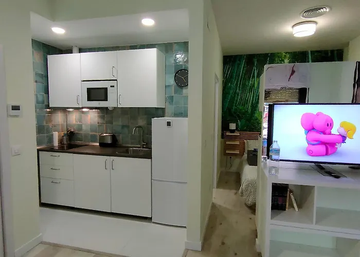 Megaleon Appartement *